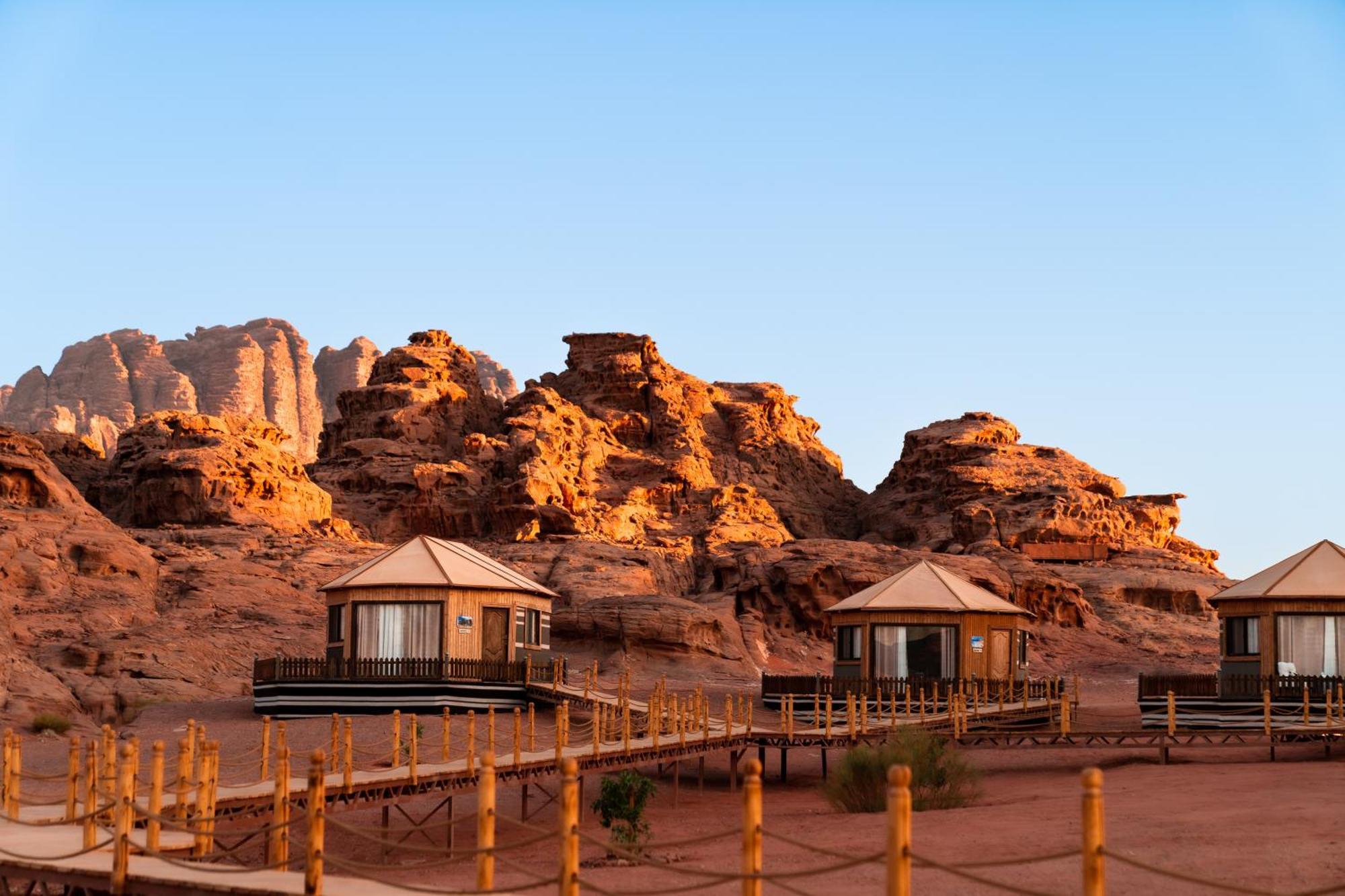 The Villas - Bedouin Boutique Resort Wadi Rum Exterior foto